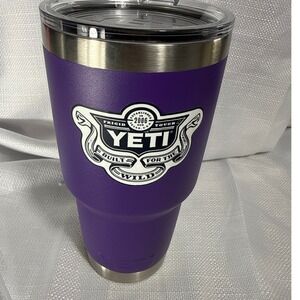 Yeti Rambler 30 oz Tumbler Purple Stainless Steel Vacuum Insulated MagSlider Lid